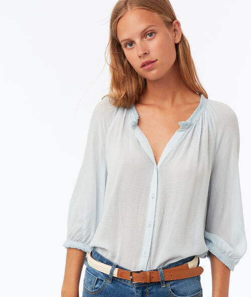 Blusa manga 3/4 azul cielo.