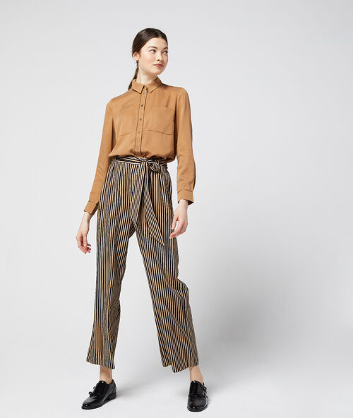 Camisa entallada de tencel c.camel.
