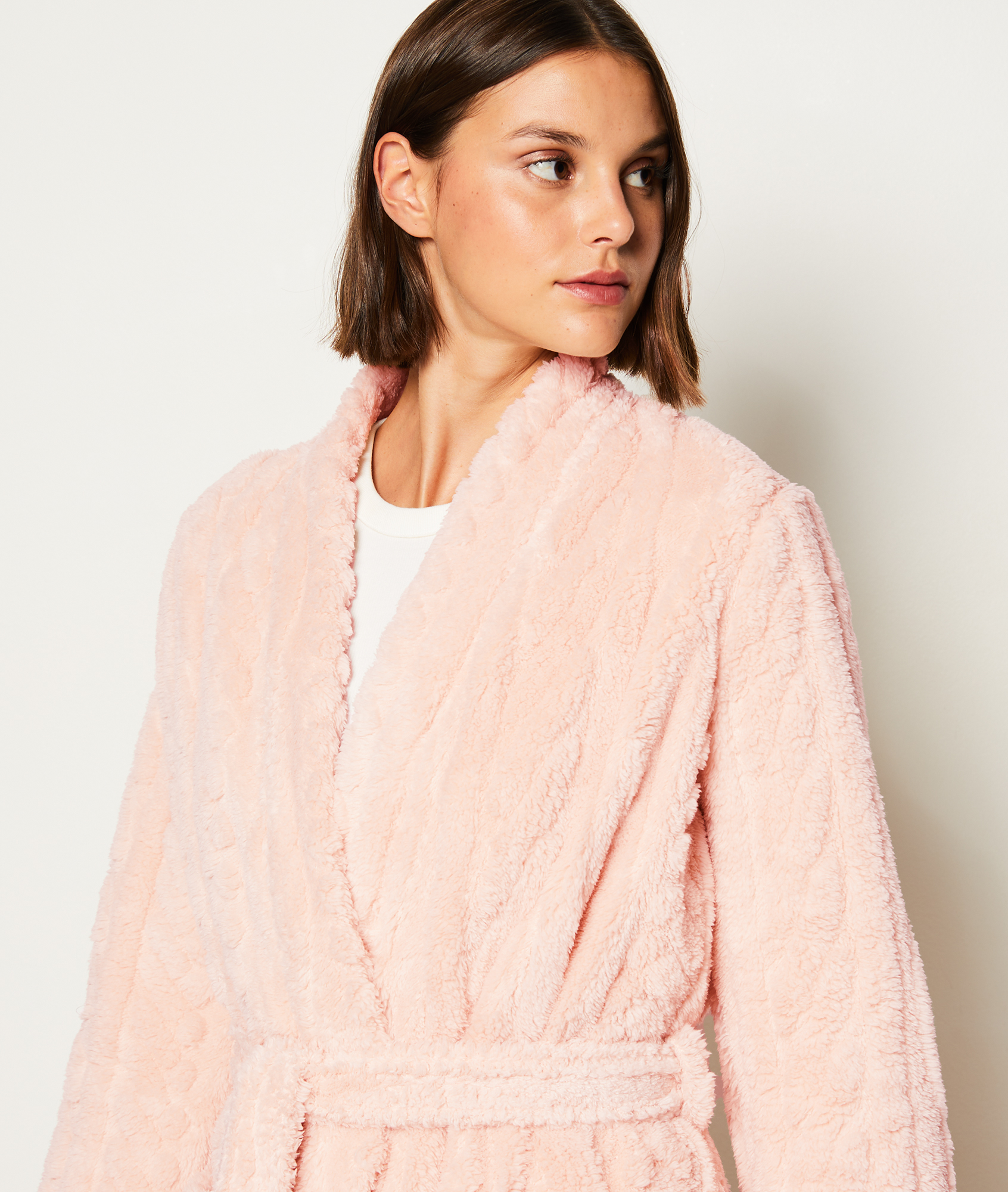 Bata de lana MARIAM ROSE POUDRE ETAM